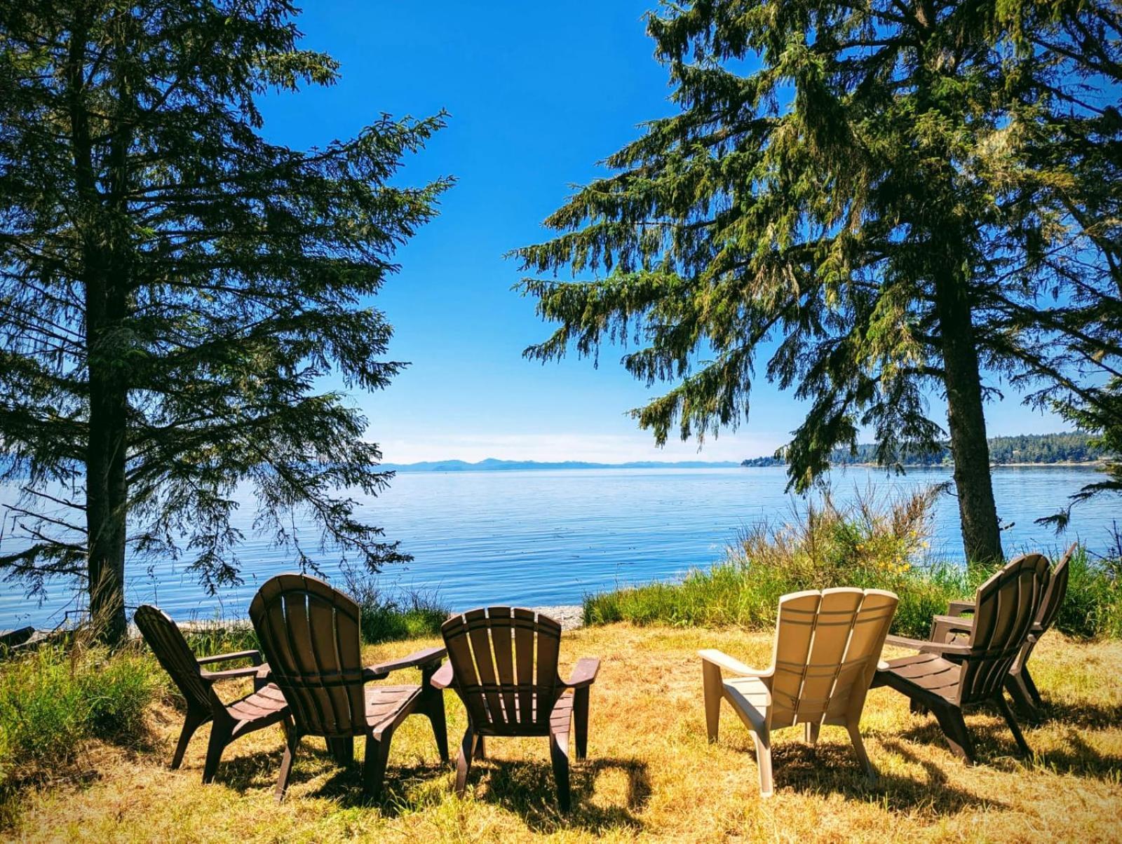 Woodside Farm Country Inn Sooke Kültér fotó